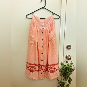 Pre-loved Posh Pua lei skirt. Great used condition!